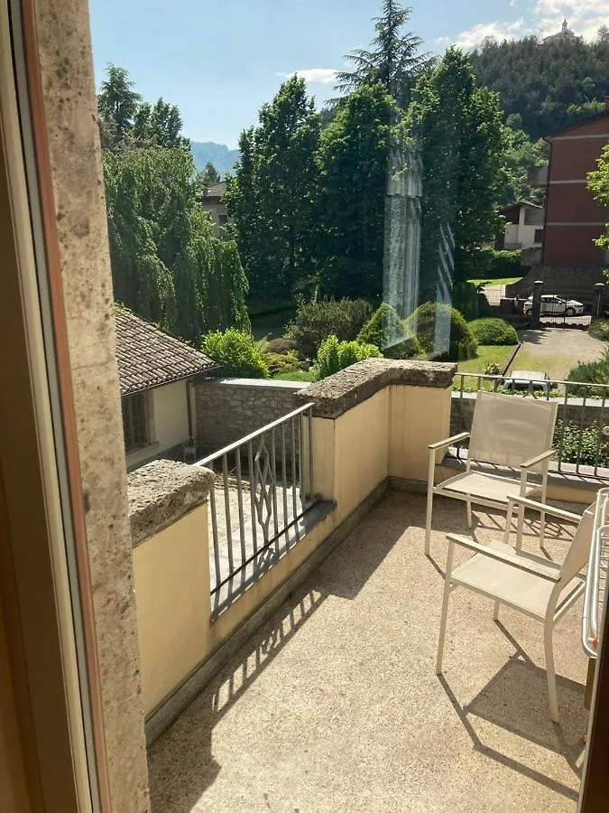 B&B Villa Cortese Clusone Bed & Breakfast