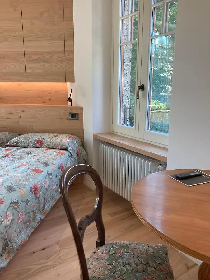 B&B Villa Cortese Clusone Bed & Breakfast